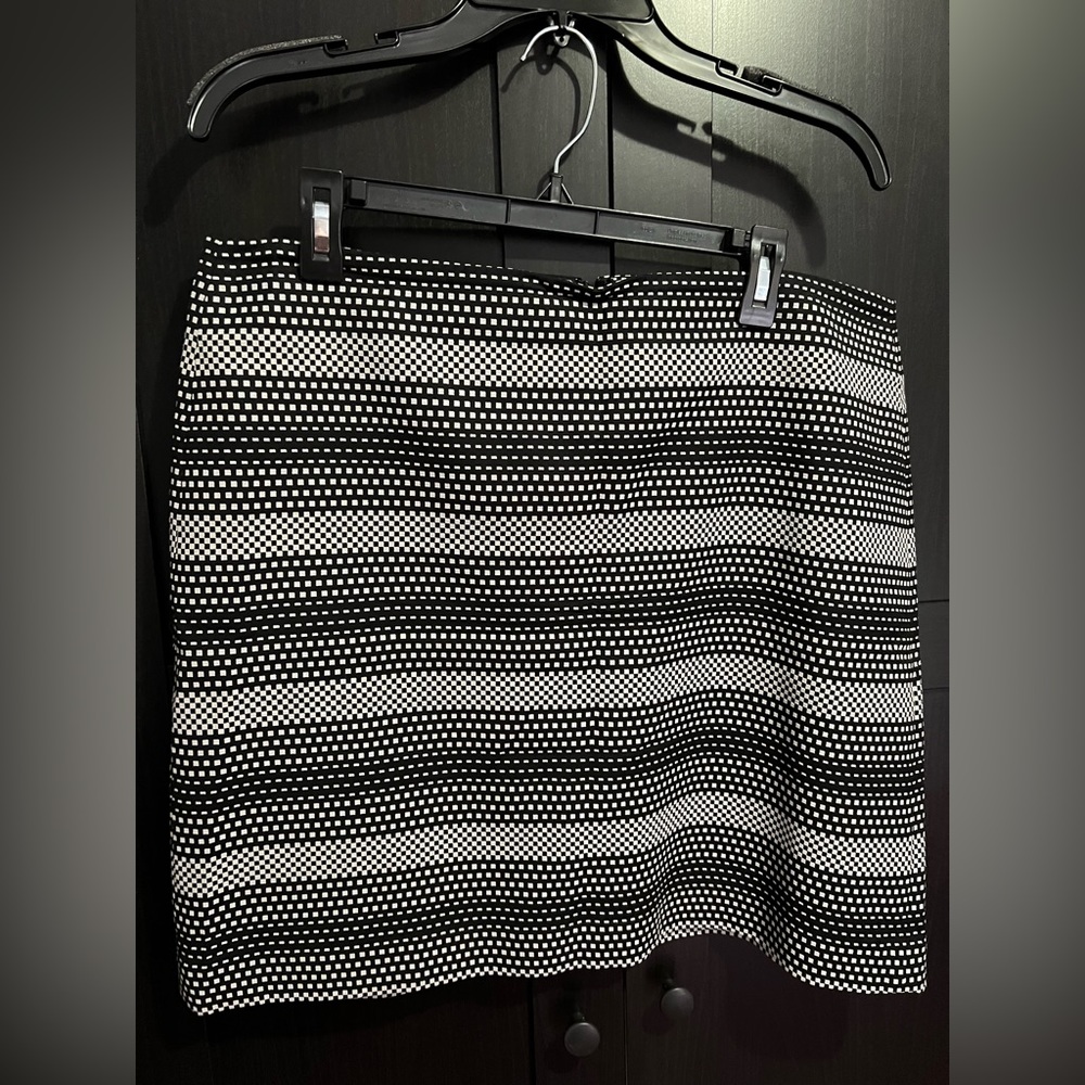 Loft skirt w/zipper